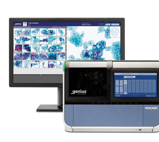 Hologic Genius™ Digital Diagnostics System su sfondo bianco