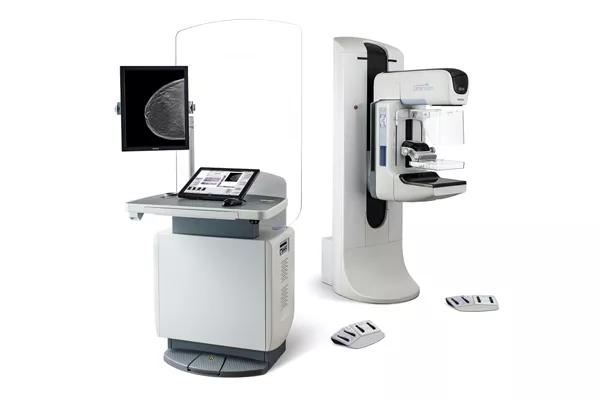 Sistemi mammografici su sfondo bianco